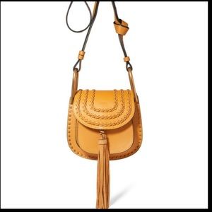CHLOÉ Hudson mini tasseled leather shoulder bag